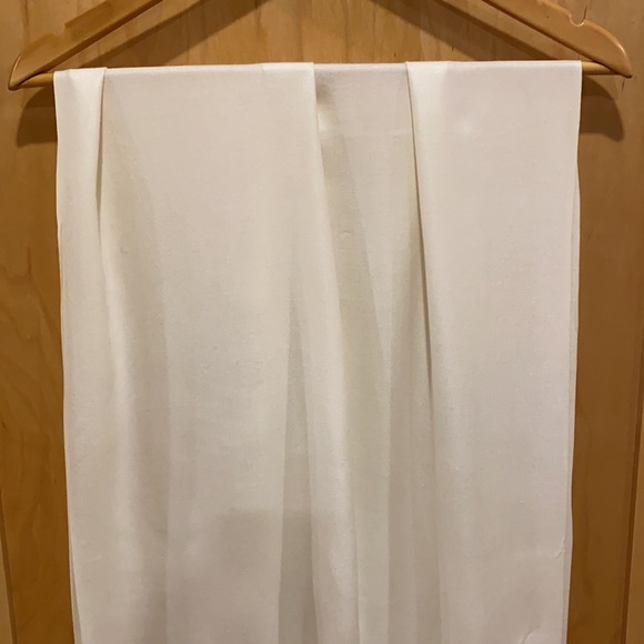 White Pashmina-Style Scarf - Picture 6 of 8